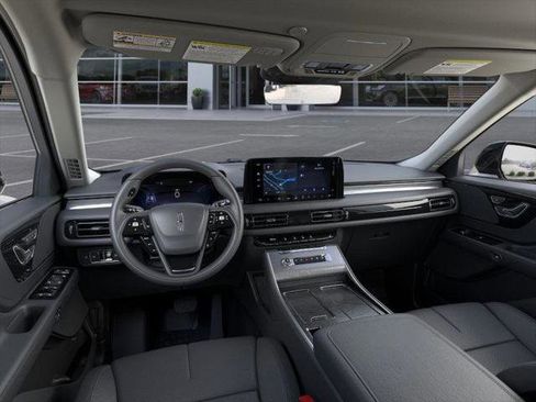 New 2026 Lincoln Aviator AWD image 9