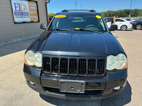 Used 2009 Jeep Grand Cherokee Laredo AWD/4WD image 2
