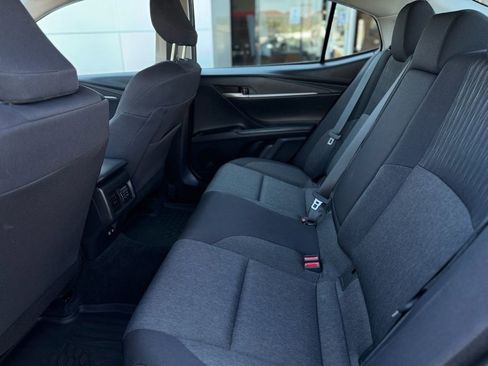 Used 2025 Toyota Camry LE image 15