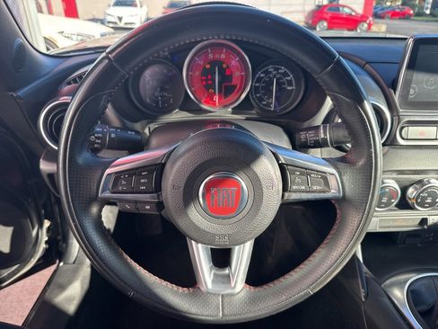 Used 2018 FIAT 124 Spider Abarth w/ Convenience Group image 29