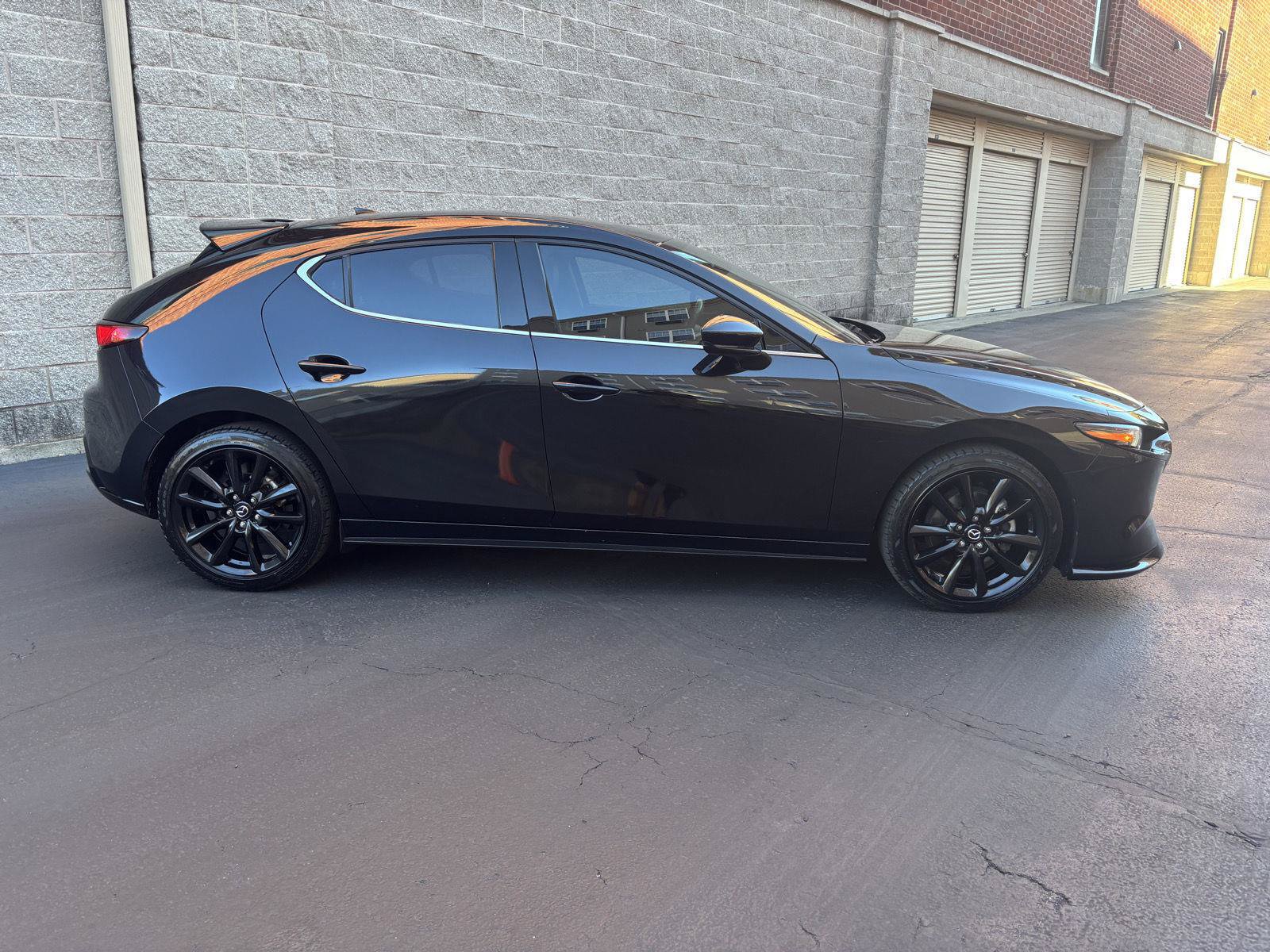 Used 2021 MAZDA MAZDA3 s AWD/4WD image 2