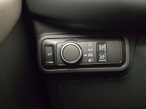 Used 2026 Ford Explorer Active RWD image 20