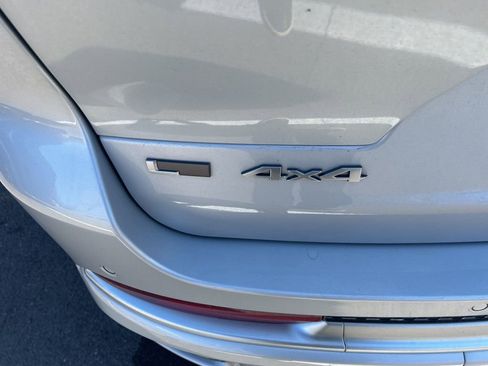 Used 2022 Jeep Grand Cherokee L Summit w/ Luxury Tech Group V image 8