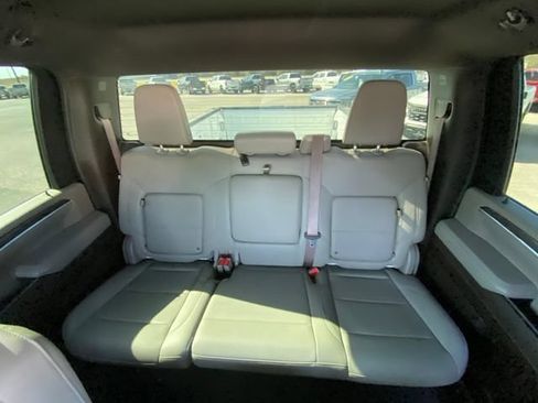 Used 2024 Chevrolet Silverado 2500 LTZ w/ LTZ Convenience Package AWD/4WD image 13
