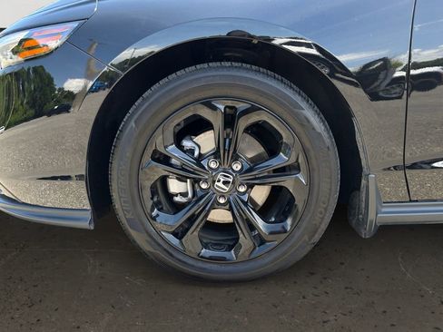 Used 2025 Honda Accord SE image 10