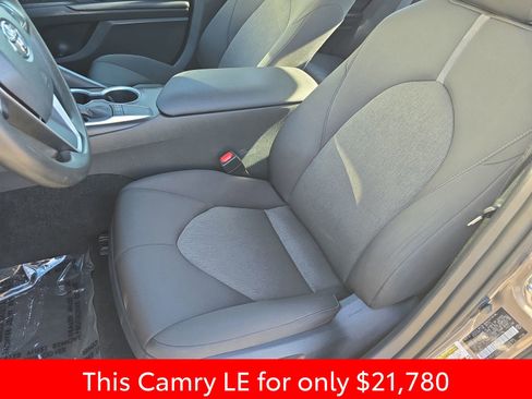 Used 2024 Toyota Camry LE image 20