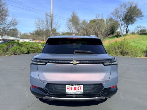 New 2026 Chevrolet Equinox EV LT w/ Convenience Package II image 5