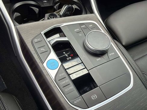 Used 2023 BMW i4 eDrive40 w/ Premium Package RWD image 23