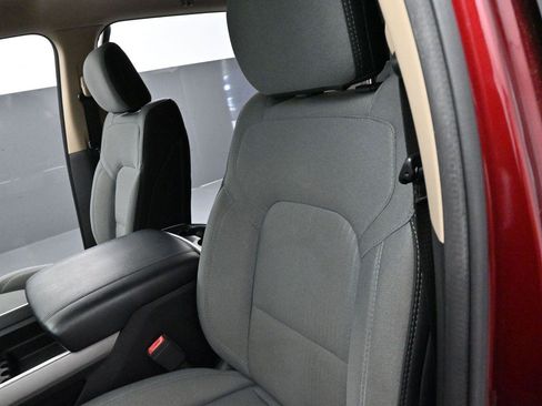 Used 2020 RAM 1500 Big Horn AWD/4WD image 14