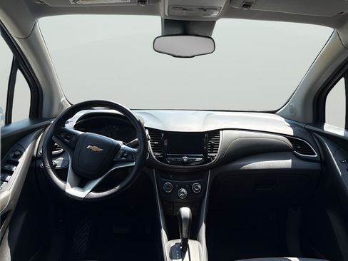 Used 2019 Chevrolet Trax LT w/ LT Convenience Package AWD/4WD image 20