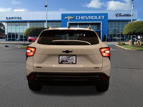 New 2026 Chevrolet Trax RS w/ Driver Confidence Package FWD image 4