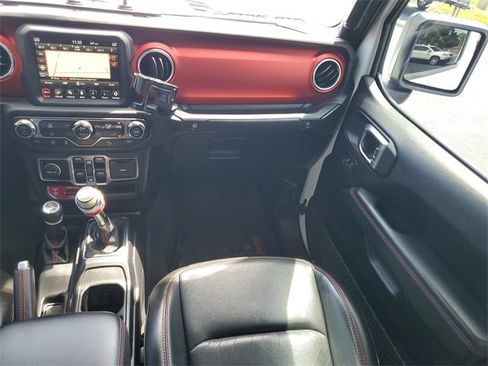 Used 2020 Jeep Gladiator Rubicon image 16