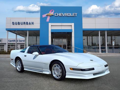 Used 1991 Chevrolet Corvette ZR-1 RWD image 3
