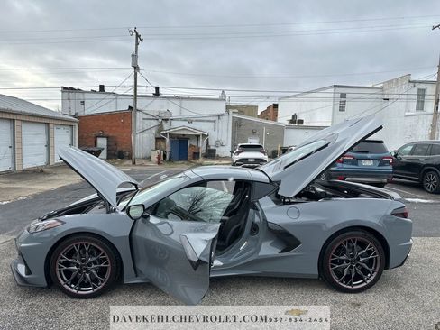 Used 2025 Chevrolet Corvette Stingray Coupe w/ 1LT image 27