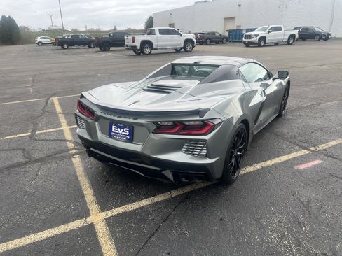 Used 2024 Chevrolet Corvette Stingray Premium Conv RWD image 6