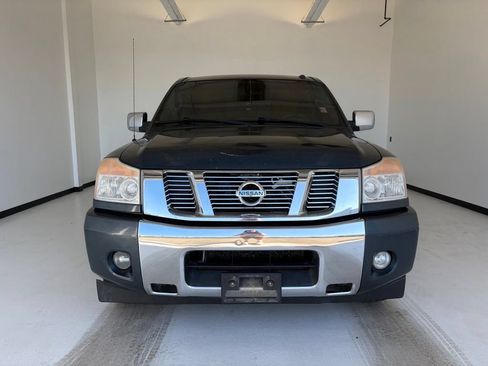 Used 2014 Nissan Titan SV w/ SV Value Truck Package RWD image 12