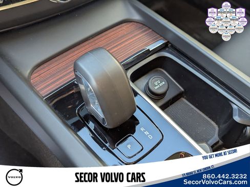 Certified 2023 Volvo XC60 B5 Plus image 20