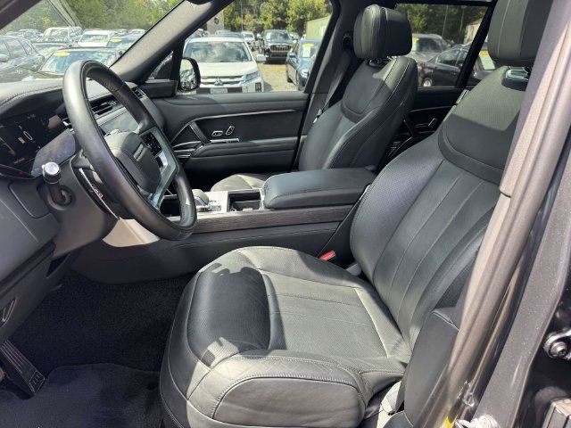 Used 2024 Land Rover Range Rover SE AWD/4WD image 18