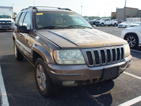 Used 2001 Jeep Grand Cherokee Limited RWD image 3