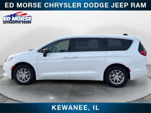 New 2026 Chrysler Voyager LX image 2