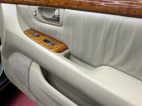 Used 2002 Lexus LS 430 image 26
