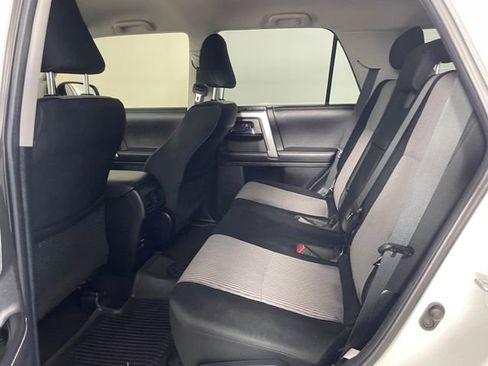 Used 2017 Toyota 4Runner SR5 AWD/4WD image 19