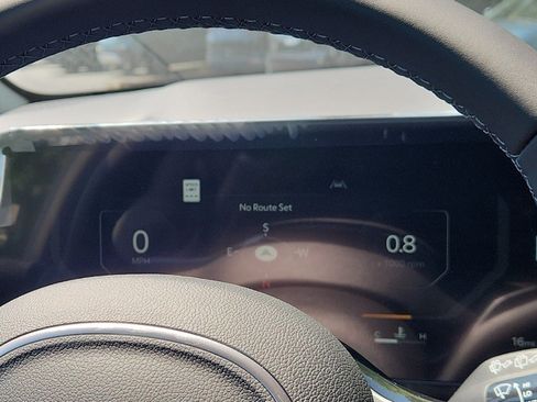New 2026 Kia Carnival SX w/ SX Dark Edition Package FWD image 27