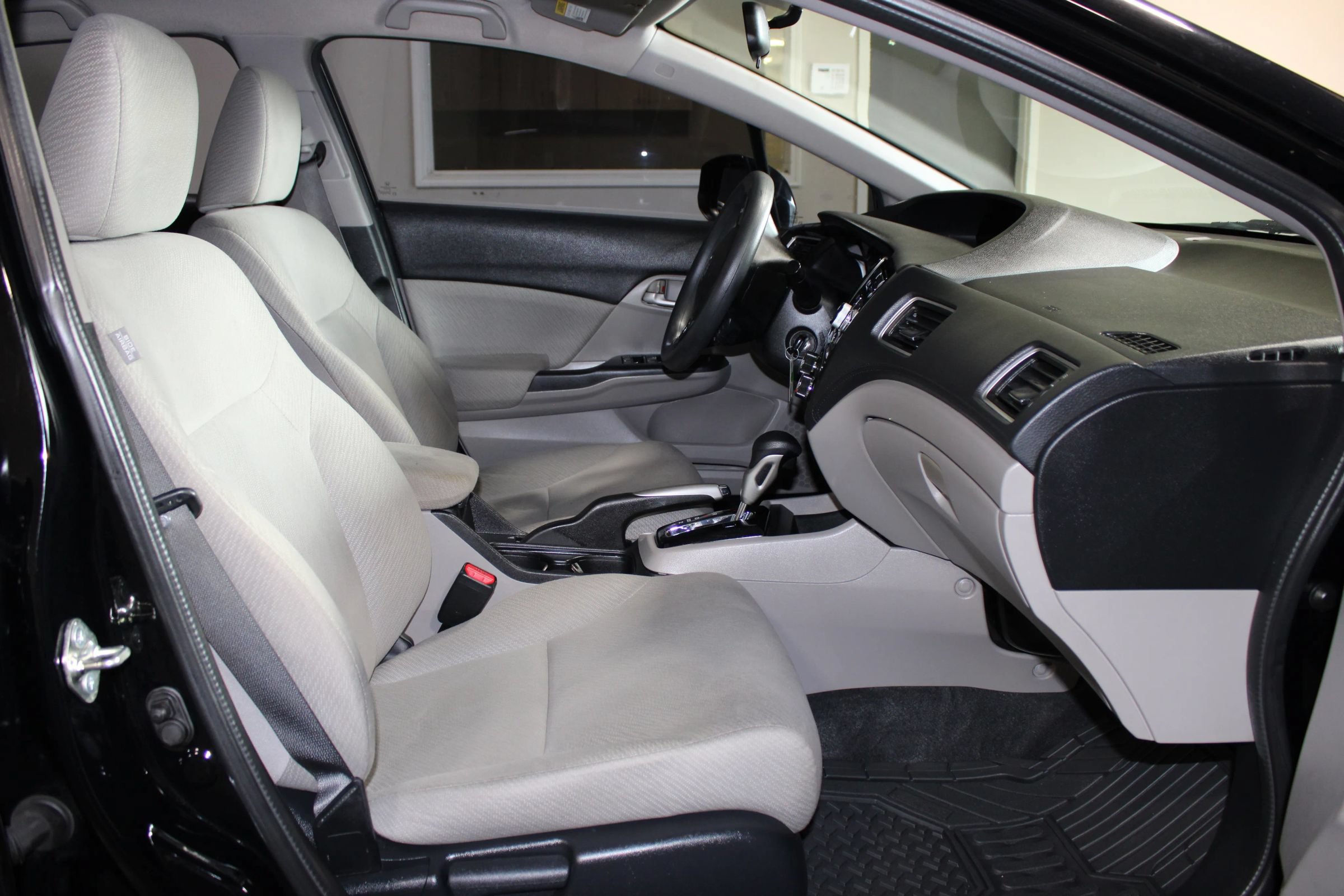 Used 2013 Honda Civic LX image 28
