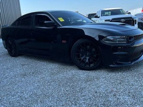 Used 2019 Dodge Charger Scat Pack w/ Plus Group RWD image 1