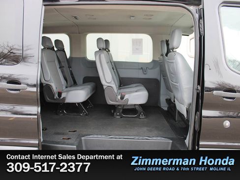 Used 2017 Ford Transit 150 XLT image 8