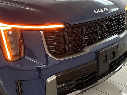 Used 2024 Kia Sorento SX image 34