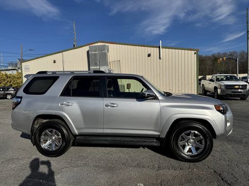 Used 2016 Toyota 4Runner Trail Premium image 20