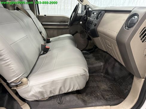 Used 2008 Ford F350 4x4 Regular Cab DRW Super Duty image 16
