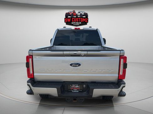 Used 2023 Ford F250 Lariat w/ Lariat Ultimate Package AWD/4WD image 6