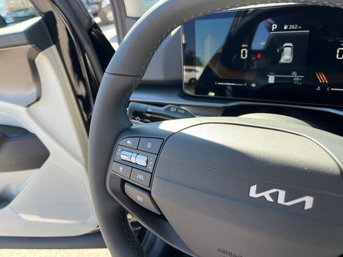 New 2026 Kia Sportage EX w/ EX Panorama Roof Package image 20