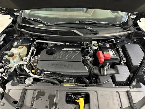 Used 2023 Nissan Rogue SV image 36