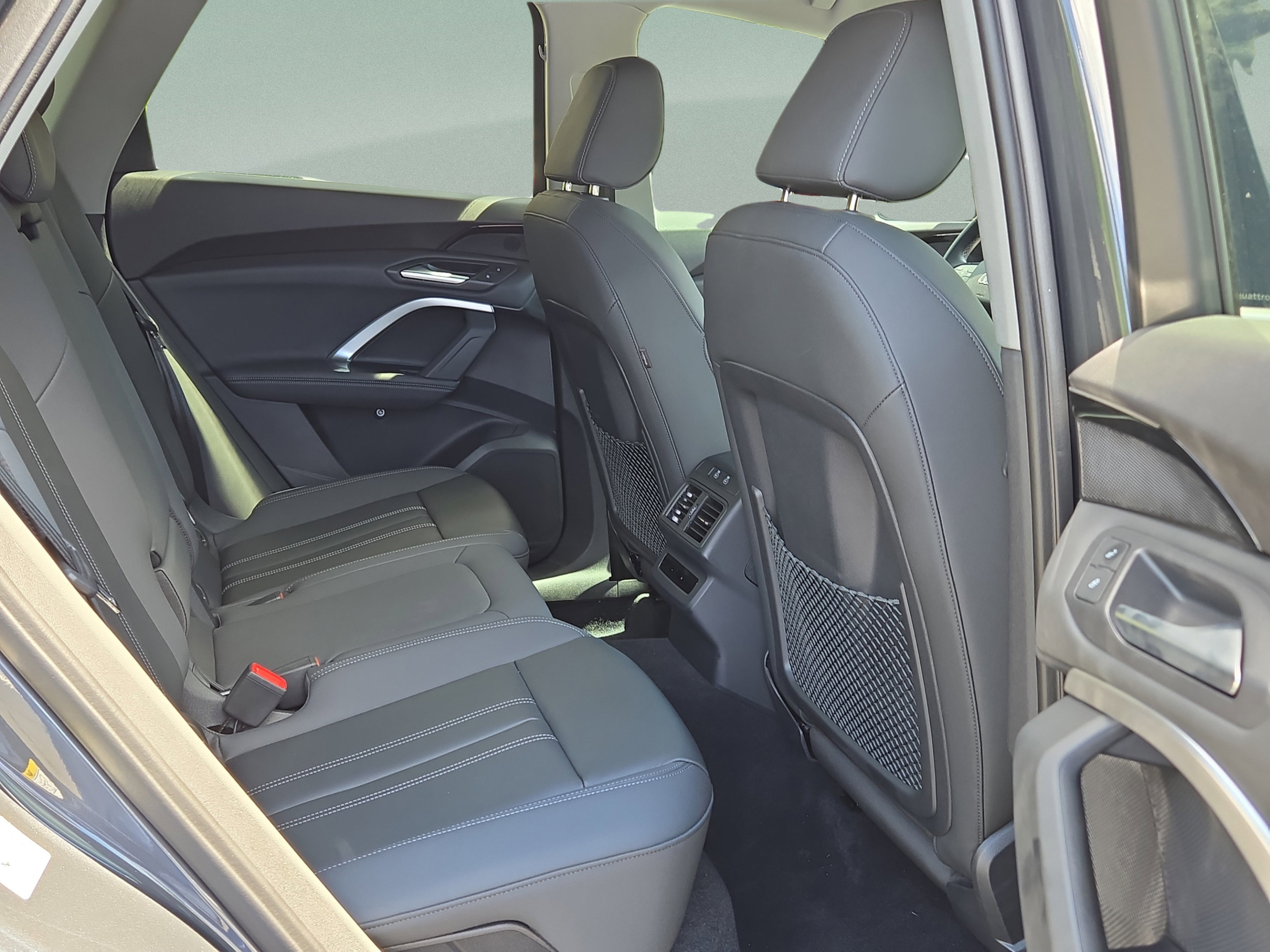 Used 2025 Audi Q5 Premium w/ Convenience Package AWD/4WD image 24