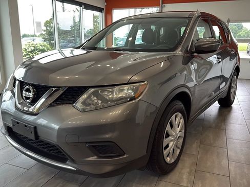 Used 2015 Nissan Rogue S FWD image 3