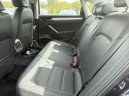 Used 2013 Volkswagen Passat 2.5 SE image 20