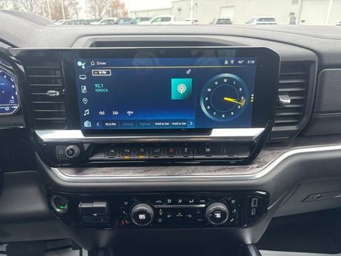 Certified 2022 Chevrolet Silverado 1500 LTZ w/ LTZ Premium Package AWD/4WD image 14