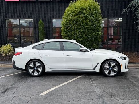Used 2023 BMW i4 eDrive35 RWD image 21