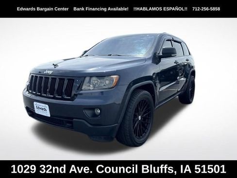 Used 2012 Jeep Grand Cherokee Laredo AWD/4WD image 3