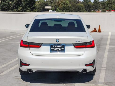 Used 2020 BMW 330i Sedan w/ Convenience Package RWD image 5