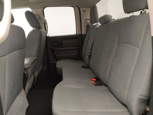 Used 2014 RAM 1500 Express RWD image 18
