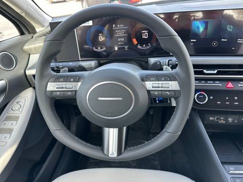 New 2026 Hyundai Sonata SEL FWD image 18