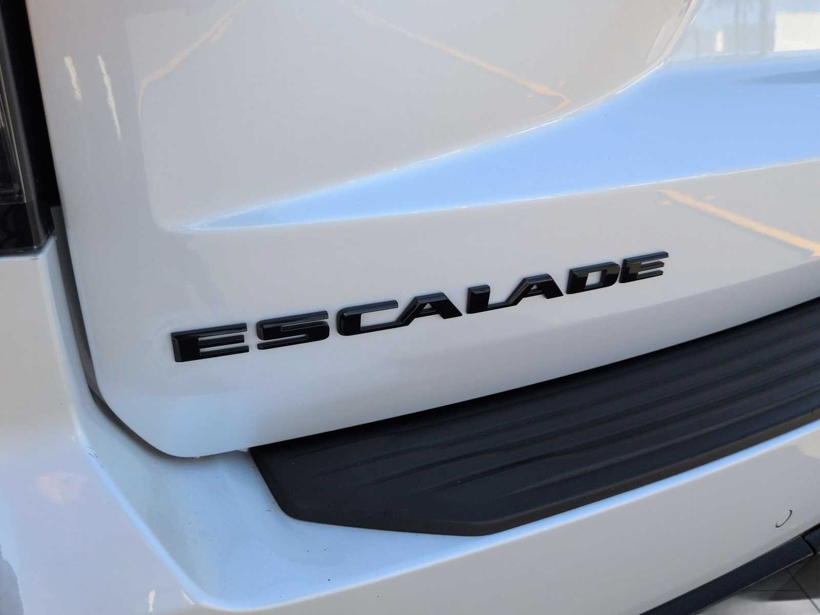 Used 2021 Cadillac Escalade ESV Sport Platinum AWD/4WD image 9
