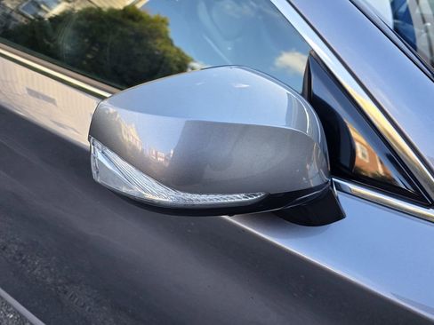 Used 2017 INFINITI Q60 w/ Premium Plus Package 3.0T image 18