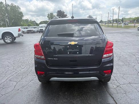 Used 2022 Chevrolet Trax LT w/ Premium Seat Package AWD/4WD image 6