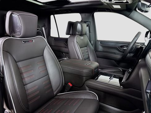 New 2026 GMC Yukon AT4 Ultimate image 31