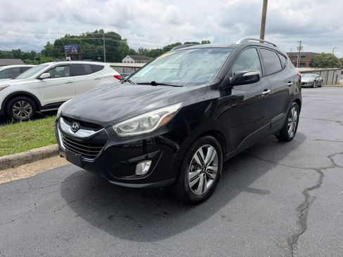 Used 2015 Hyundai Tucson Limited w/ Option Group 03 AWD/4WD image 3